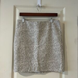 Banana Republic Textured Gray Pencil Skirt 10